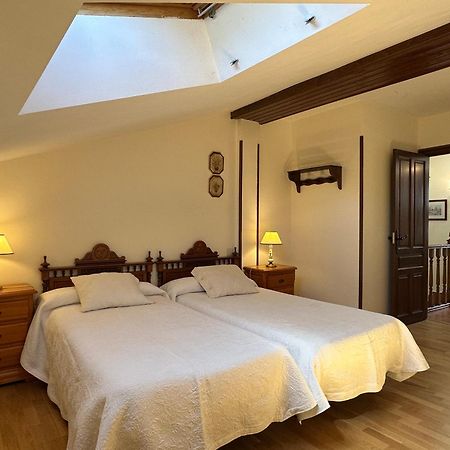Casa Rural Las Condesas ซานโตโดมิงโก เด ซีลอส ภายนอก รูปภาพ